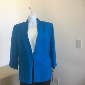 Classic blue Tahari  Arthur S Levine